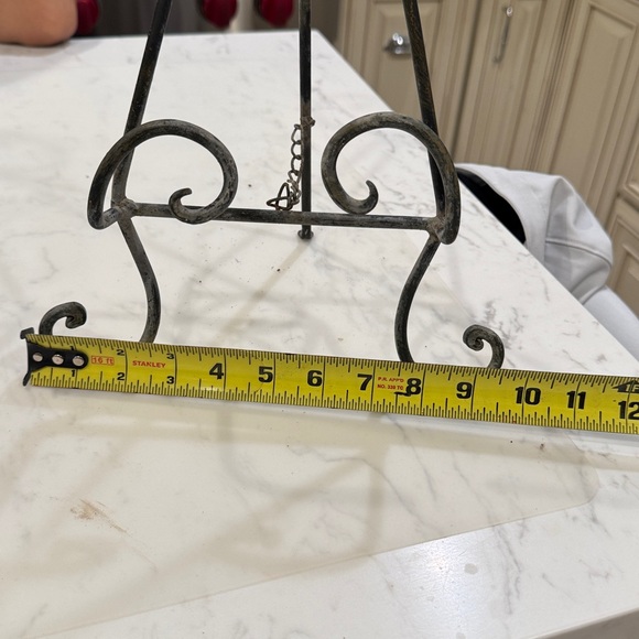 Rustic Metal Rooster Easel - Picture 8 of 8